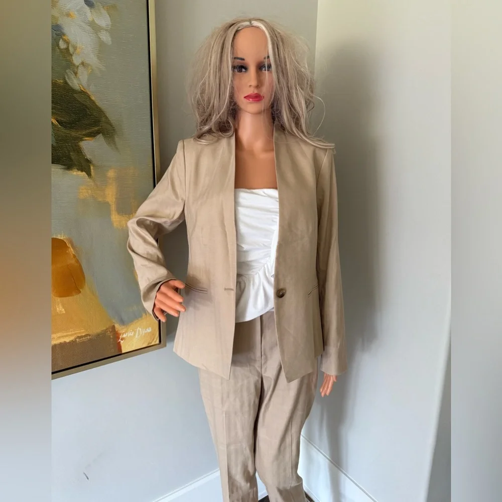 NWT Never Worn Suit by Ann Taylor — Beige Tan Stylish Look! - Picture 8 of 16